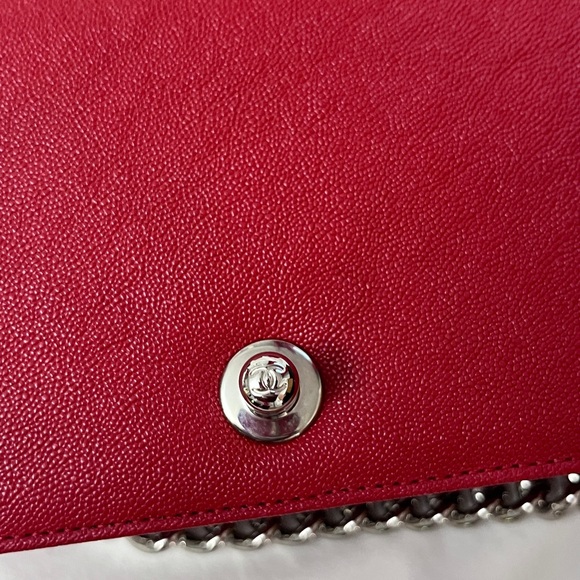 Chanel Small Boy Bag in Red Leather Silver Hardware - Picture 2 of 16